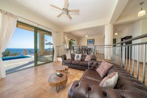 Villa Artemis by Villa Select