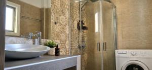 Esperides Pearl Luxury Seafront Apartment by DM Hospitality