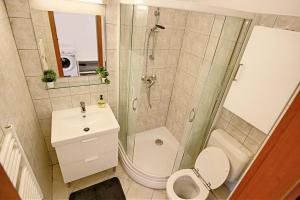 Marton Estate 2 plus 1 people airco free parking
