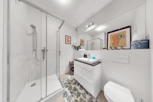 Verde Goclawska Modern Apartment with Balcony