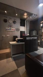 Hotel Bhiwandi Palace Highway