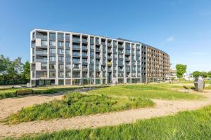 Chlebova - Riverside View Terrace Gym & Kidsplay by Downtown Apartments