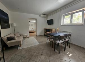 Apartma Sofiora