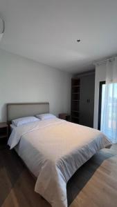Azure Suites Apartment