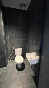 Azure Suites Apartment