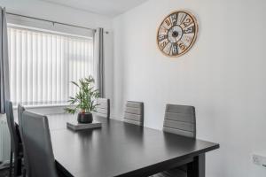 3-Beds Sleeps 6 Walking distance to Castle & Town