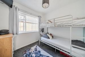 3-Beds Sleeps 6 Walking distance to Castle & Town