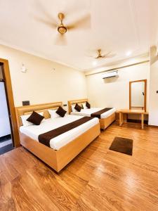Hotel Param INN