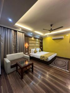 HOTEL ROYAL MILAD