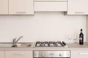 Masaccio Bright Apartment with Balcony & AC