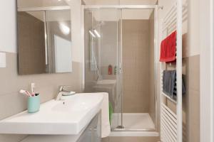 Masaccio Bright Apartment with Balcony & AC