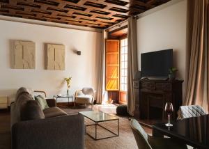 Limehome Vitoria Palacio de los Álava-Velasco