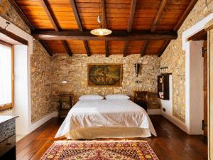 Nido del Drago, the villages first historic residence