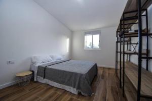 Country house with pool 10 minutes from the beach