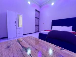 Cozy homes by Joyce Private Gated ,2 bedroom Home - 2mins walk to the Zanzibar Airport , 10 Mins to Stonetown
