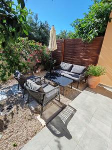 Oliviera Calm Home - 7 Min Walk to Beach View, Pool