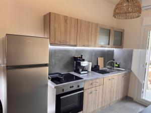 Oliviera Calm Home - 7 Min Walk to Beach View, Pool