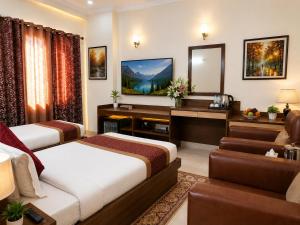 Hotel Maiden Residency