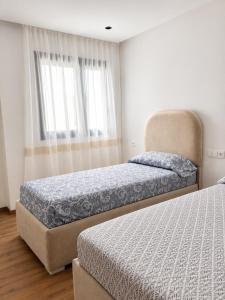 Luxury & Cosy Flat - WiFi, Parking, Screens