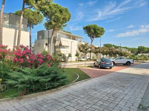 Perla Holiday Homes 143