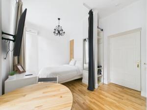 City Centre Studio, AC, 5 min to Freedom Monument