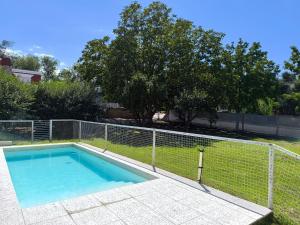 Casa hasta 10 personas.