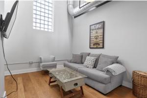 Beautiful NYC Style 2 Story Townhouse