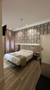 Hostal Atocha Almudena Martín