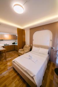 Alexandrite Studio at Royal Oceancrest Condominium