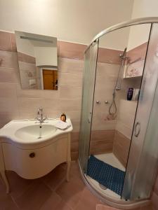 SilverGold Home - Villa Camelia