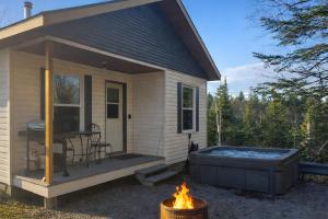 Charlevoix spa bbq fire & nature