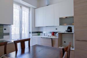 Luan House