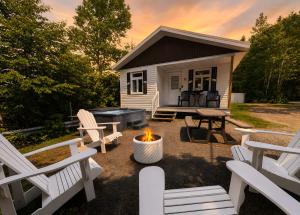Chic Shack with spa - near Massif Charlevoix & MSA