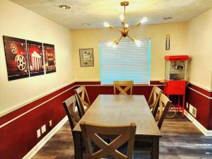 513Company - Private Theater in the Summer