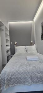 Luxury executive Apart in center