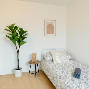 Modern Apartment with Free Parking