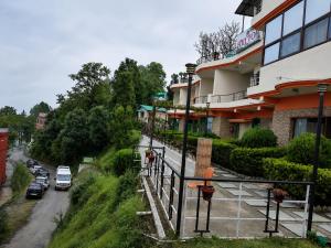 Hotel Hill Top Palace