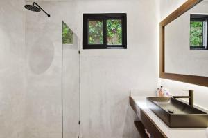 Elegant King Suite | Private Plunge Pool