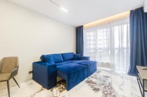 7-23 Kvartet, Vasyl Lypkivskyi 16b, Kyiv, railway station, metro nearby, fantastic city view, Petrovdom Apartment