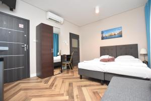 DUKES Apartments - Wita Stwosza