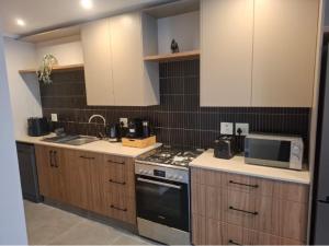 Booked in Time at Earls Court Corner Unit 1