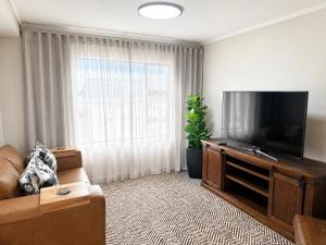 Booked in Time at Earls Court Corner Unit 1