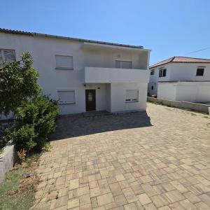Apartment Petra By Pag Tours