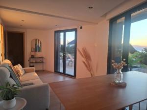 Appartement vue exceptionnelle et piscine