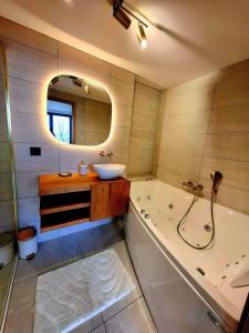 Appartement vue exceptionnelle et piscine