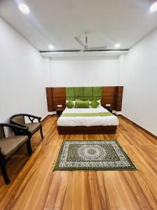 Hotel Grand Royal Sandhu