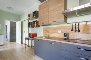 GuestHost - Lovely & Central Apartment