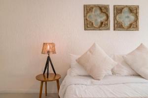 Cozy City Stay in Downtown Santiago for 2