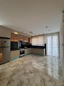 Alzuhra Guest House