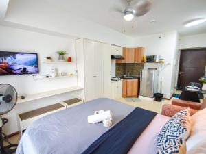 Deluxe Studio Unit Inside IT Park 12
